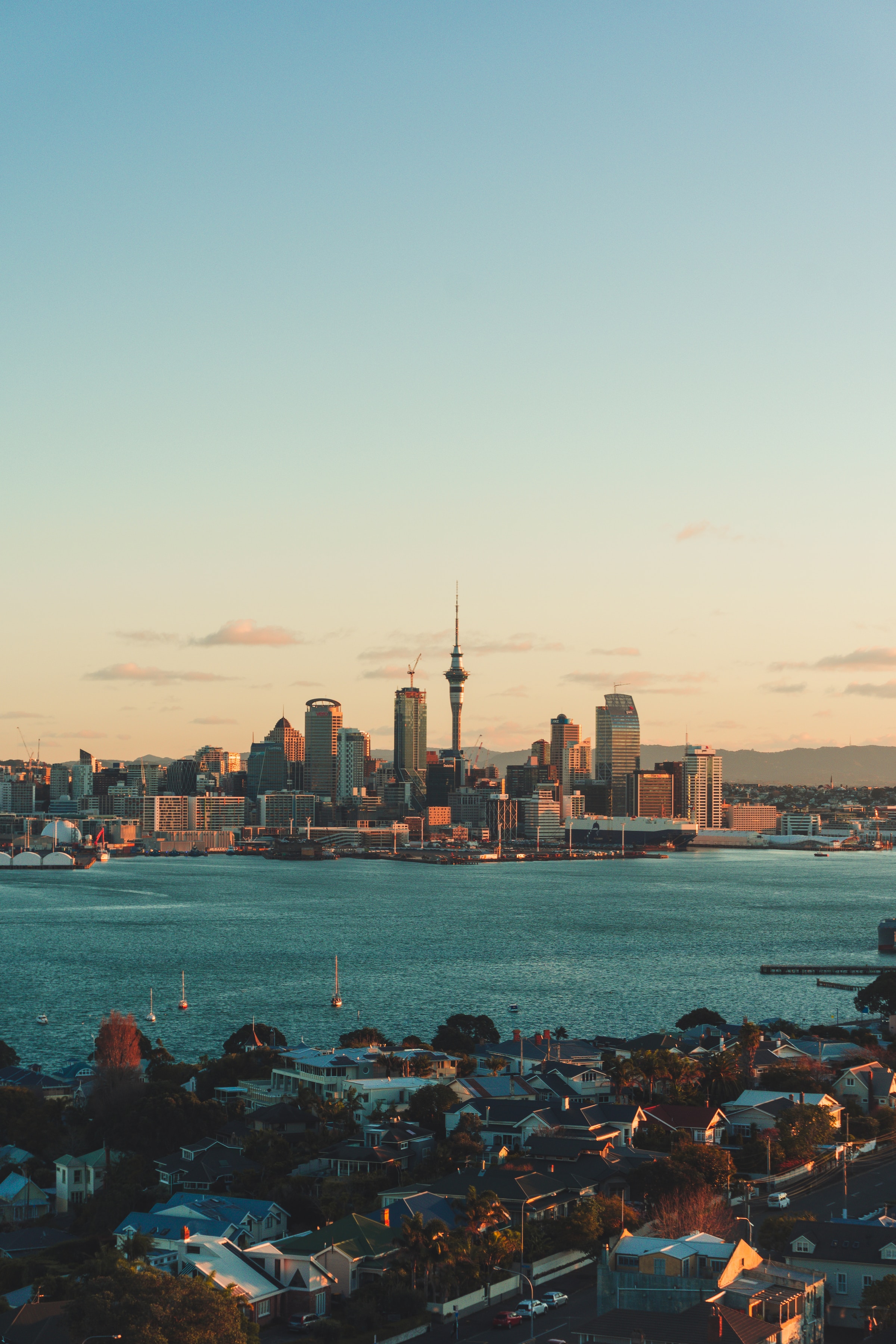 A Majestic Journey Through New Zealand: Unleashing Nature's Wonders with TourHawker