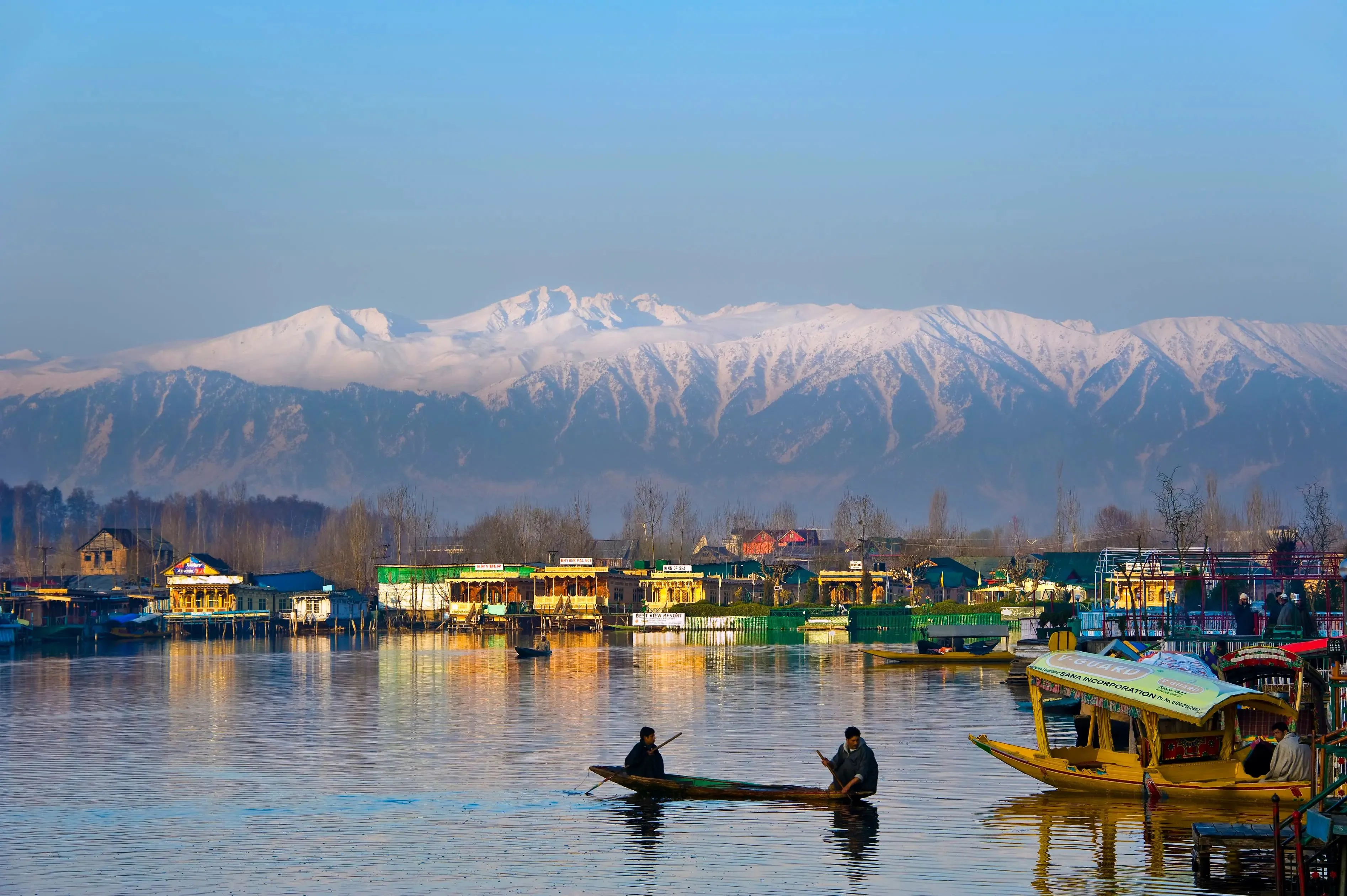 Celebrate Snow filled New Years in Kashmir