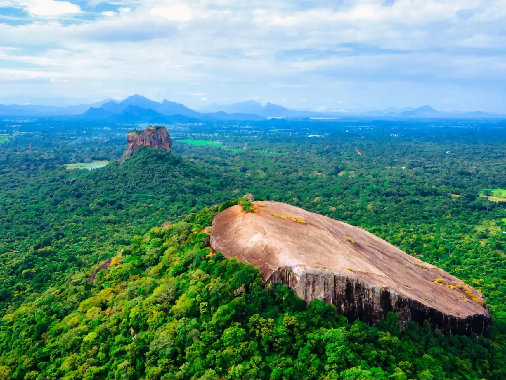 Prehistoric & Natural Wonders in Sri Lanka Tour 